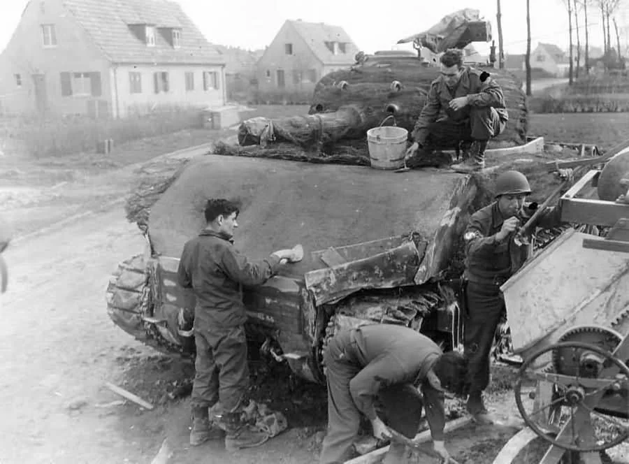 tankers-applying-concrete-to-the.jpg